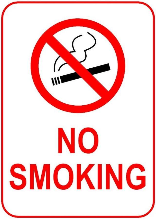 Tiny Non-Smoking Caka & Free Parking Appartement Riga Buitenkant foto